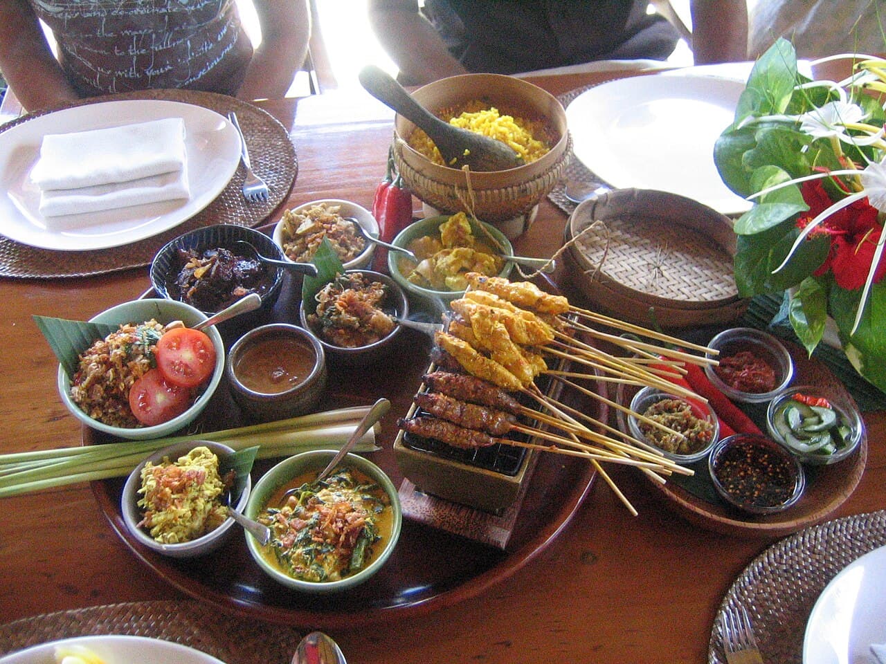 Bali Cooking Class Guide — Where to Learn Balinese Cuisine in 2026