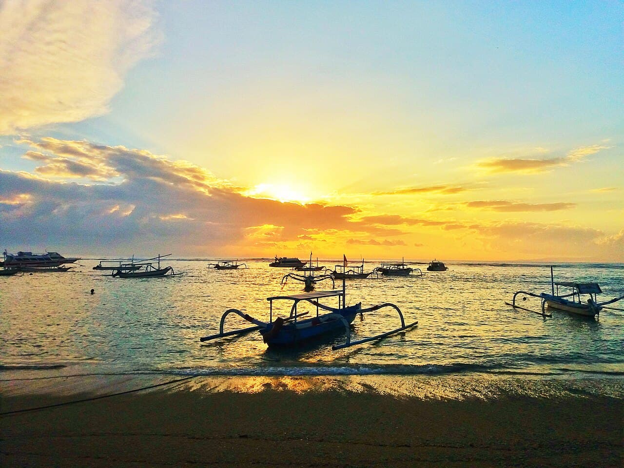Les Plus Belles Plages de Bali — Guide par Zone et par Profil