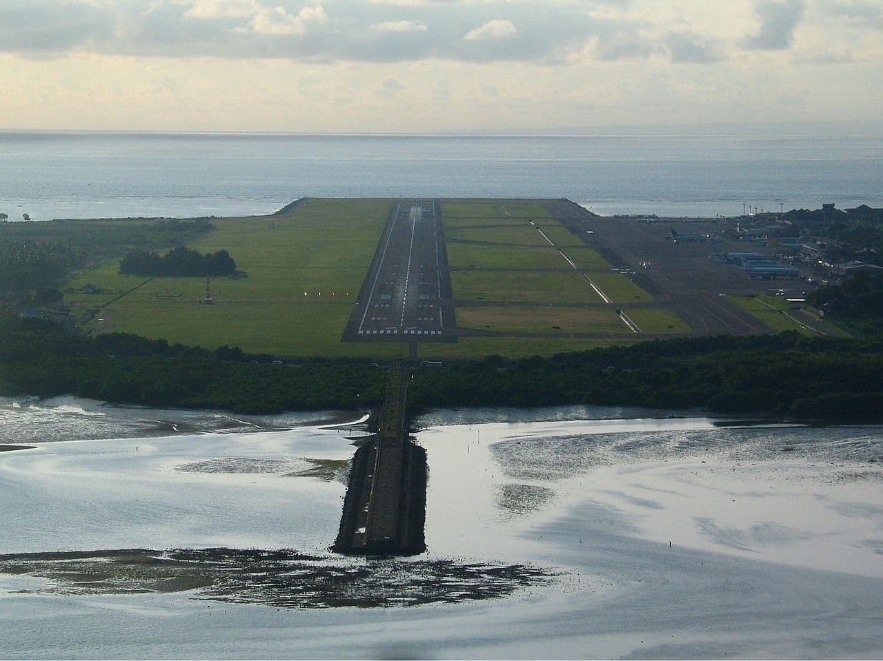 Vol Paris-Bali 2026 — Compagnies, Escales, Durée & Aéroport DPS